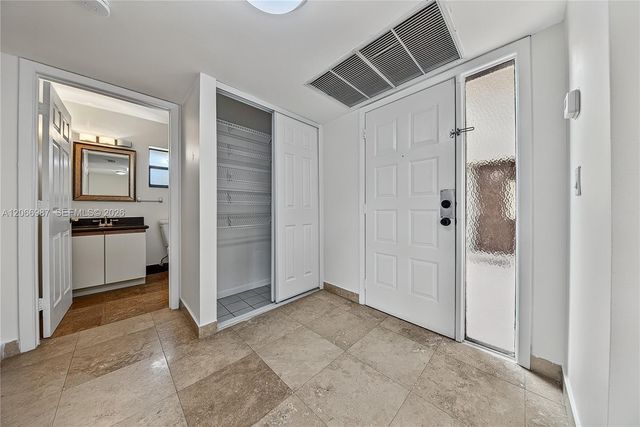 2683 N Carambola Circle N 1767, Coconut Creek, FL 33066
