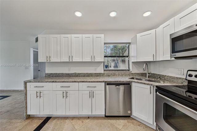 2683 N Carambola Circle N 1767, Coconut Creek, FL 33066