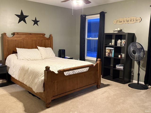 1967 Abbey Court, Huntington, IN 46750