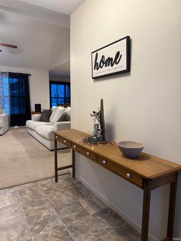 1967 Abbey Court, Huntington, IN 46750