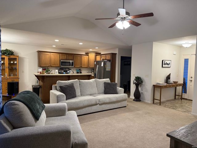 1967 Abbey Court, Huntington, IN 46750