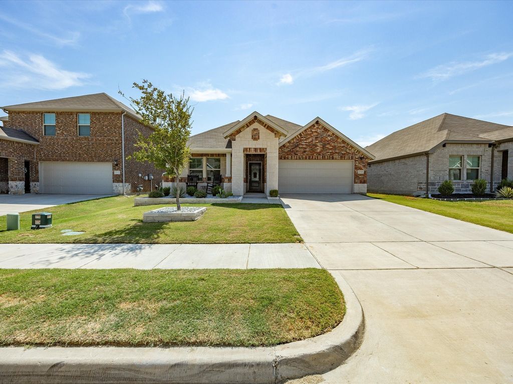 214 Luna Lane, Lake Dallas, TX 75065 — photo 2