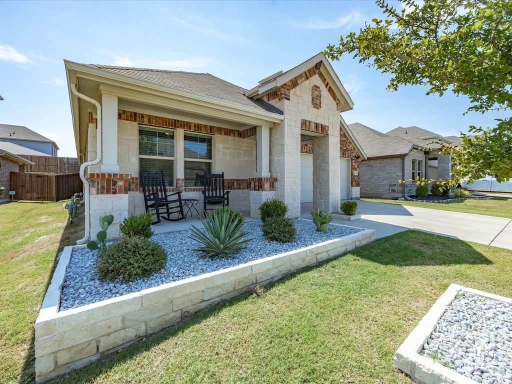 214 Luna Lane, Lake Dallas, TX 75065 — photo 4