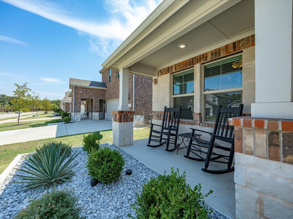 214 Luna Lane, Lake Dallas, TX 75065 — photo 5