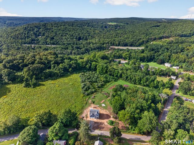 85 Freeman Road, Middletown, CT 06457