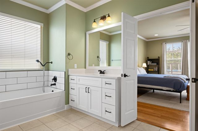 208 Dawn DR, Liberty Hill, TX 78642