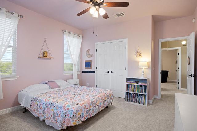 208 Dawn DR, Liberty Hill, TX 78642