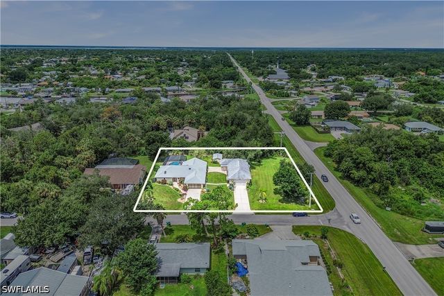 19217 Abhenry CIR, Port Charlotte, FL 33948