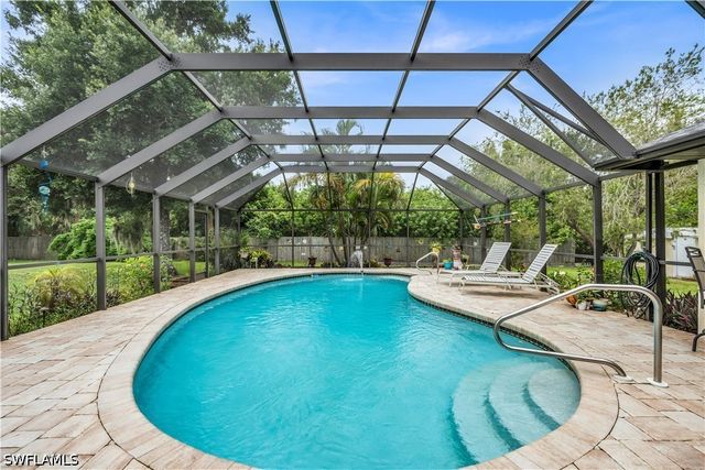 19217 Abhenry CIR, Port Charlotte, FL 33948