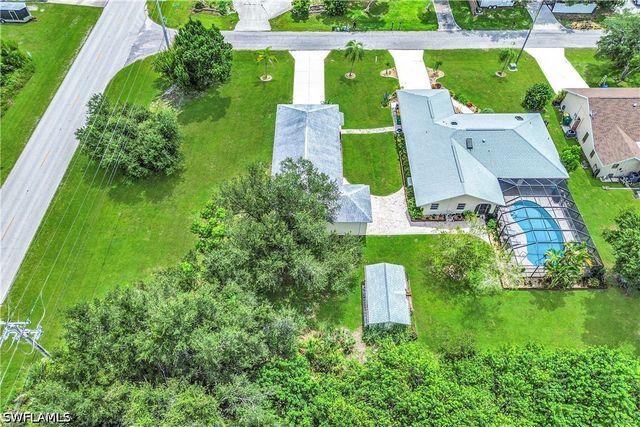 19217 Abhenry CIR, Port Charlotte, FL 33948