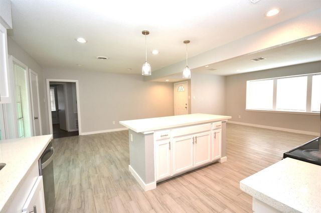 7130 Leader Street, Houston, TX 77074