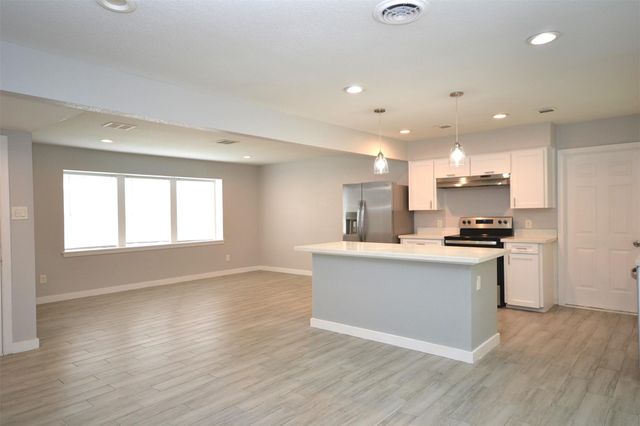 7130 Leader Street, Houston, TX 77074