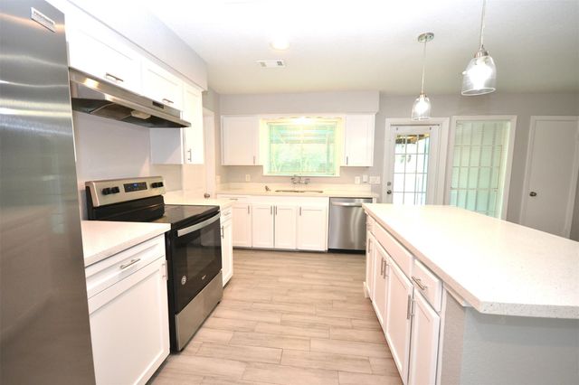 7130 Leader Street, Houston, TX 77074