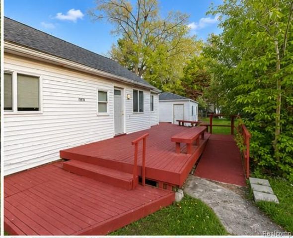 19394 Seminole, Redford Charter Township, MI 48240