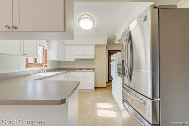 53625 Shelby Road, Utica, MI 48316