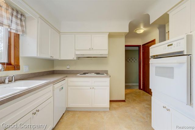 53625 Shelby Road, Utica, MI 48316