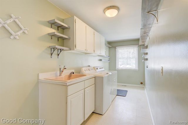 53625 Shelby Road, Utica, MI 48316