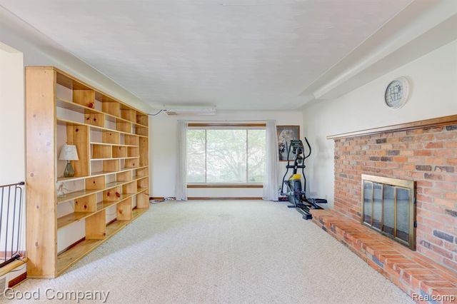 53625 Shelby Road, Utica, MI 48316