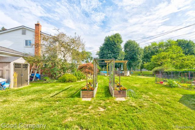 53625 Shelby Road, Utica, MI 48316