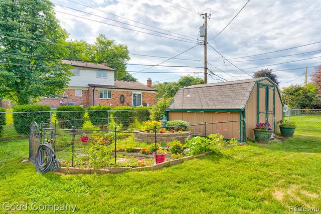 53625 Shelby Road, Utica, MI 48316