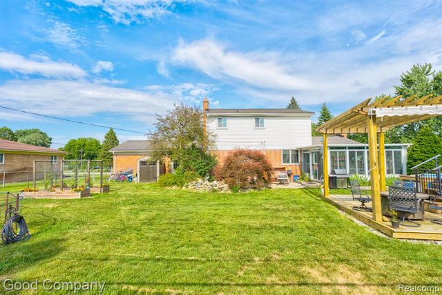 53625 Shelby Road, Utica, MI 48316