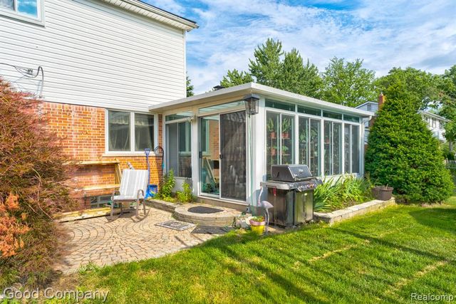 53625 Shelby Road, Utica, MI 48316
