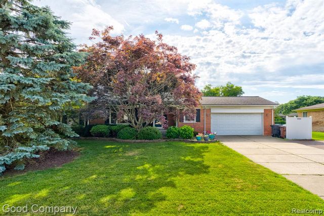 53625 Shelby Road, Utica, MI 48316