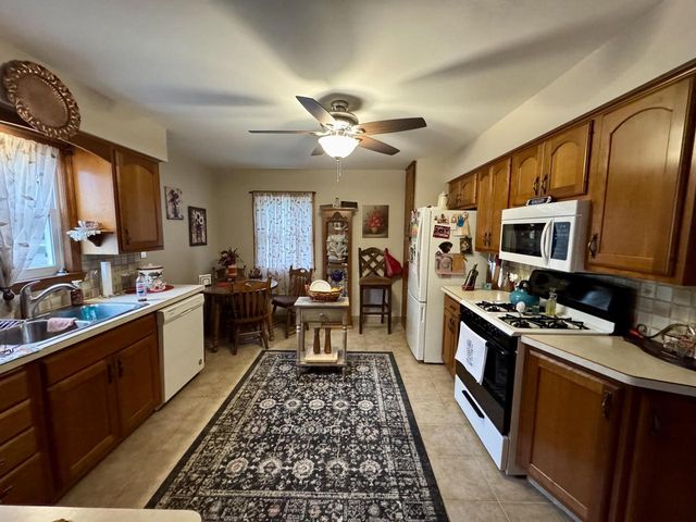 4012 Taft ROAD, Kenosha, WI 53142