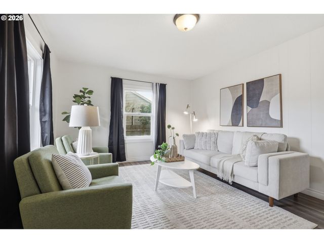 7930 Se OVERLAND St, Milwaukie, OR 97222