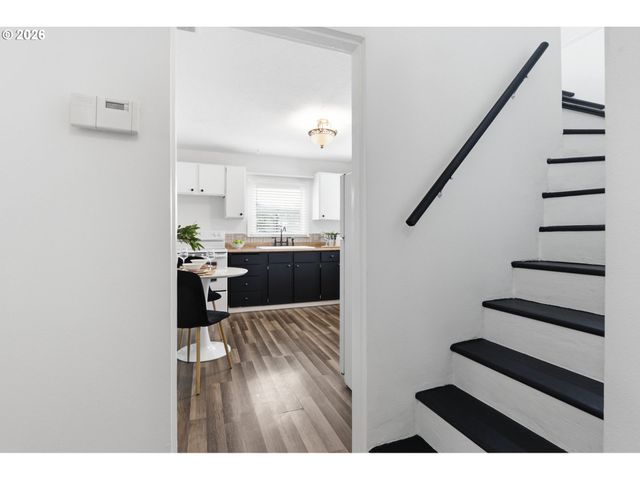 7930 Se OVERLAND St, Milwaukie, OR 97222