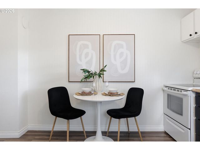 7930 Se OVERLAND St, Milwaukie, OR 97222