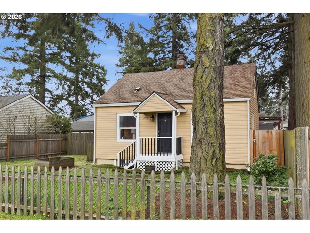7930 Se OVERLAND St, Milwaukie, OR 97222