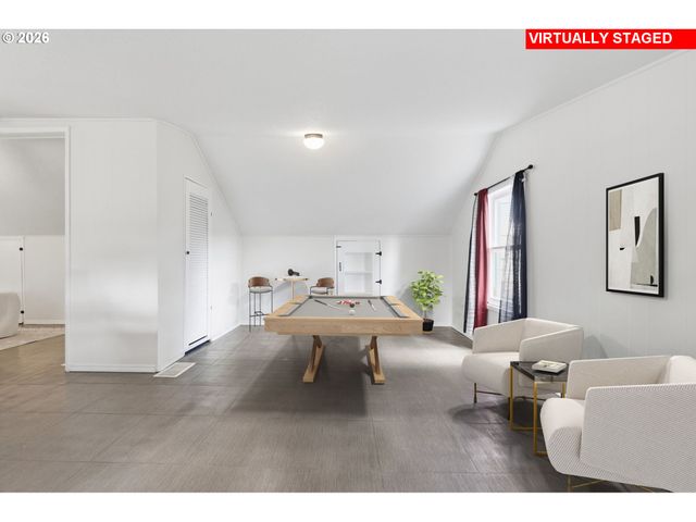 7930 Se OVERLAND St, Milwaukie, OR 97222