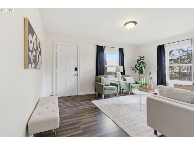 7930 Se OVERLAND St, Milwaukie, OR 97222