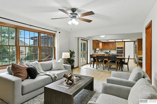 16557 Elm Street, Omaha, NE 68130
