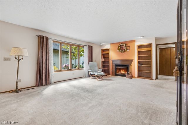 19407 Co Moor Boulevard, Strongsville, OH 44149