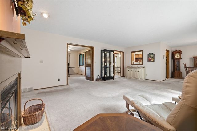 19407 Co Moor Boulevard, Strongsville, OH 44149