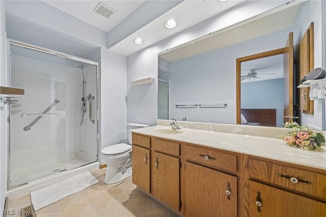 19407 Co Moor Boulevard, Strongsville, OH 44149