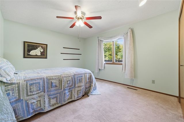 19407 Co Moor Boulevard, Strongsville, OH 44149