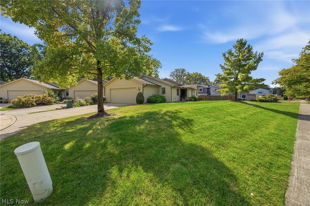 19407 Co Moor Boulevard, Strongsville, OH 44149