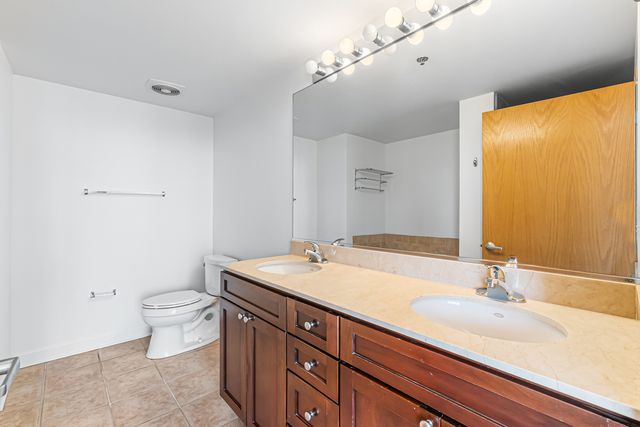 5 E 14th Place 1304, Chicago, IL 60605