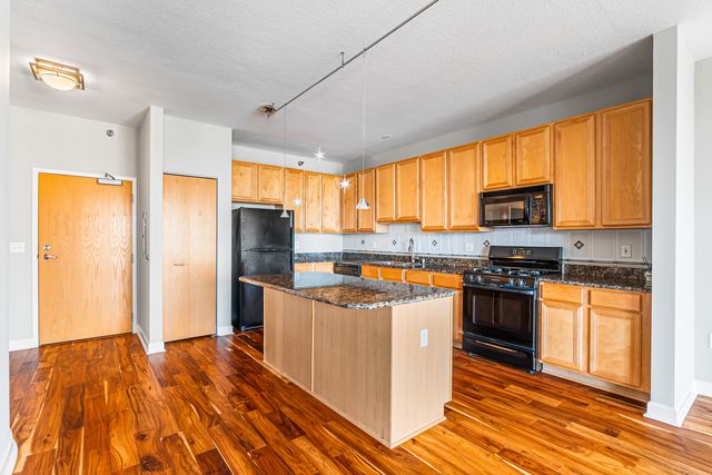 5 E 14th Place 1304, Chicago, IL 60605
