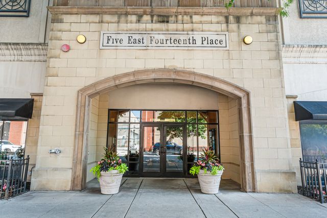 5 E 14th Place 1304, Chicago, IL 60605