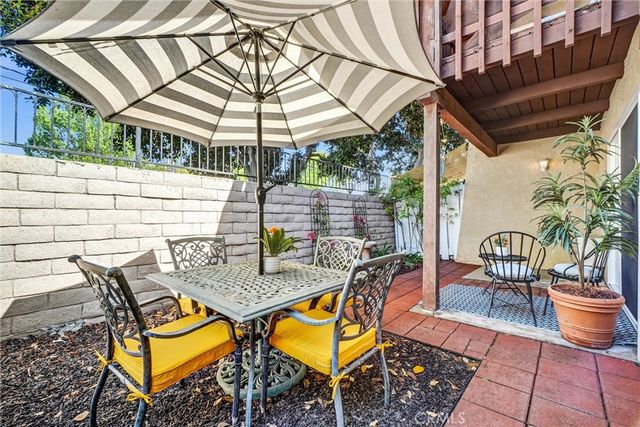 1000 W MacArthur 46, Santa Ana, CA 92707