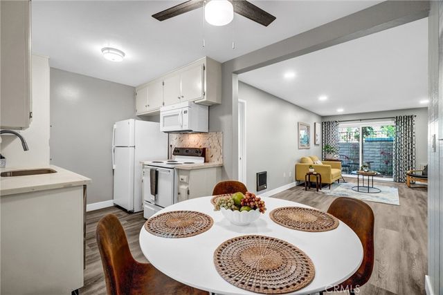 1000 W MacArthur 46, Santa Ana, CA 92707