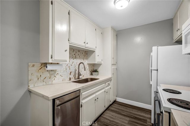 1000 W MacArthur 46, Santa Ana, CA 92707