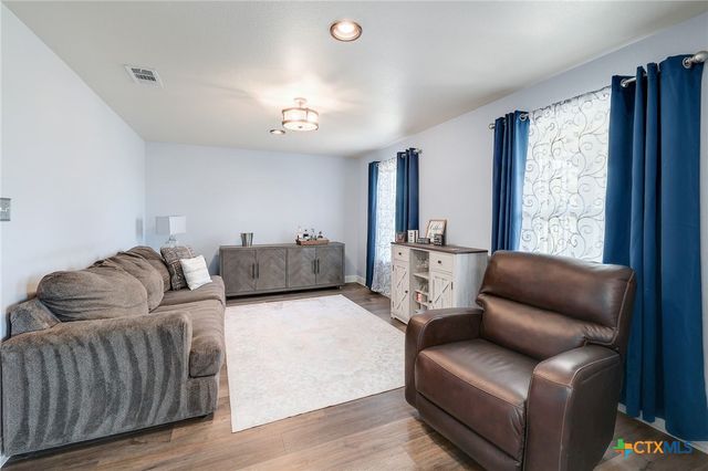 4445 W Amity Road, Salado, TX 76571