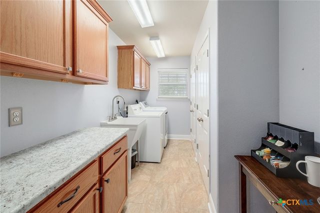 4445 W Amity Road, Salado, TX 76571