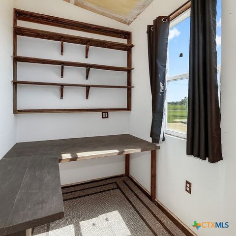 4445 W Amity Road, Salado, TX 76571