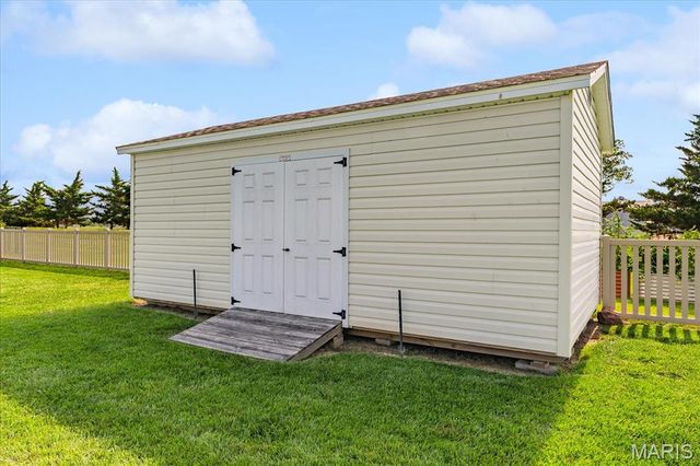 4916 Granite Drive, Smithton, IL 62285
